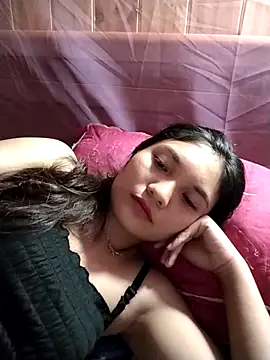 Snapshot of Mit-thi123 chatting on October 28, 2025, 1:47 pm Mit-thi123 online show from October 28, 2025, 1:47 pm