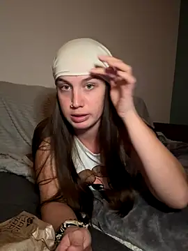 bebecita x online show from November 23, 2025, 7:57 pm