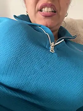 Daiana Andra online show from October 21, 2025, 11:55 am