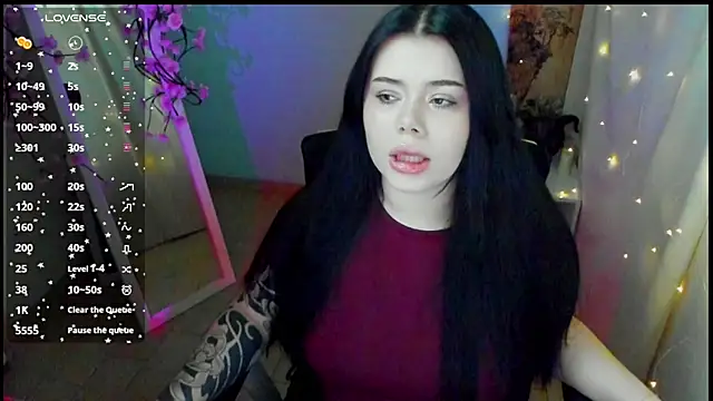 Snapshot of Mona_Esty chatting on May 4, 2026, 6:20 am Mona Esty online show from May 4, 2026, 6:20 am