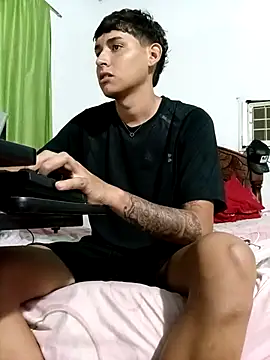 Luisneljc online show from February 18, 2026, 7:10 pm