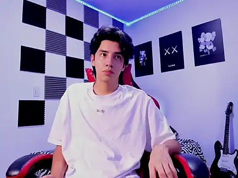 jeycobb online show from November 3, 2025, 12:06 pm