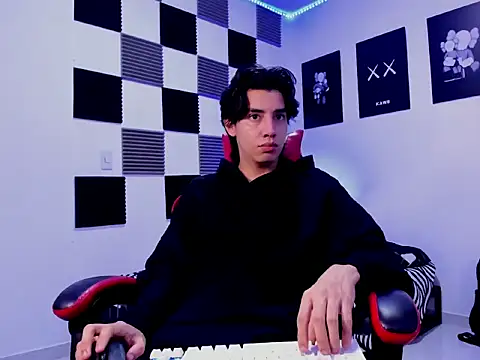 jeycobb online show from November 24, 2025, 11:54 am