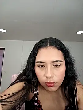 VictoriaVixxen online show from October 18, 2025, 2:47 am