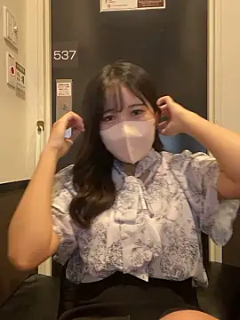 Aika JP online show from October 7, 2025, 7:38 am