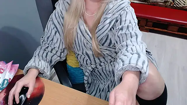 Snapshot of Ledi_Catherin chatting on April 25, 2026, 2:25 am Ledi Catherin online show from April 25, 2026, 2:25 am