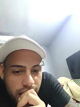 Thiffany-Brandon online show from October 7, 2025, 3:47 am