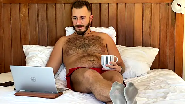 mrmaxiy online show from June 7, 2026, 6:50 am