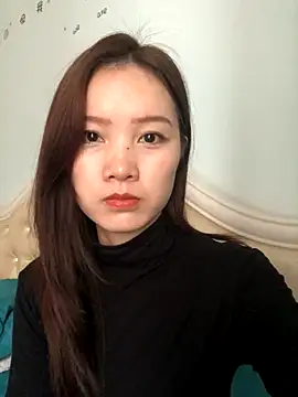 Mile-m online show from December 19, 2025, 5:58 am