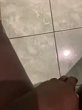 Dark vains online show from November 13, 2025, 11:25 pm