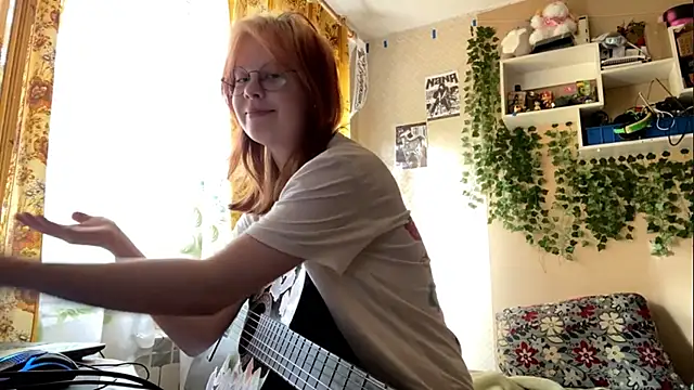 AnitaVanruiten online show from October 4, 2025, 10:24 am