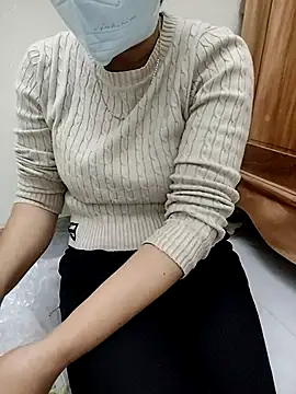 Snapshot of Mymy_love91 chatting on November 19, 2025, 11:43 am Mymy love91 online show from November 19, 2025, 11:43 am