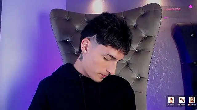 MateoMitchell online show from February 24, 2026, 4:43 am