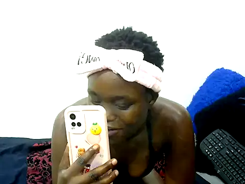 DarkLaddy online show from October 16, 2025, 9:54 am