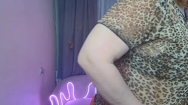 VestaWoody online show from January 12, 2026, 7:24 am