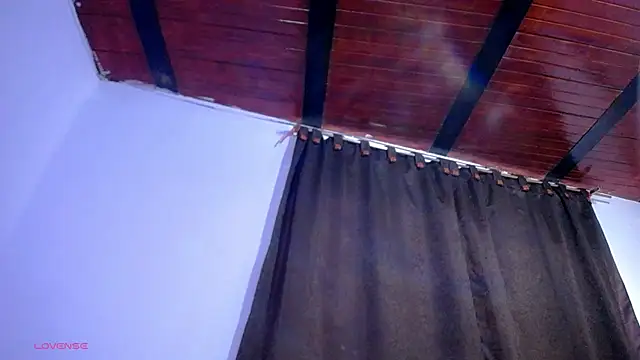 Bamby 69 online show from December 3, 2025, 7:56 pm