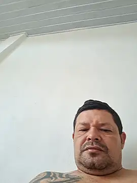 Snapshot of lady_and_charly chatting on October 9, 2025, 11:30 am lady and charly online show from October 9, 2025, 11:30 am