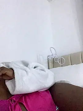 CurvyGoddessXxx online show from October 13, 2025, 8:09 pm