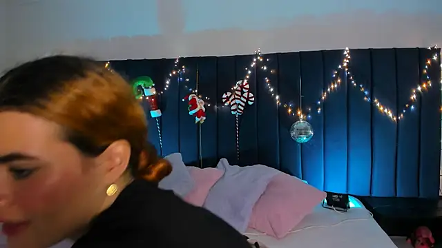 abby murphy online show from November 26, 2025, 10:44 pm