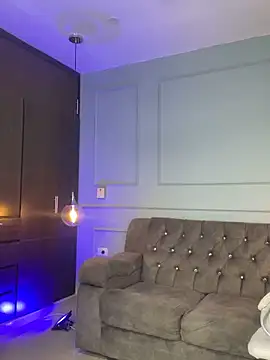 Rose monroee online show from March 18, 2026, 7:39 pm