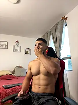 Ezzio Scolaro online show from January 8, 2026, 12:07 pm