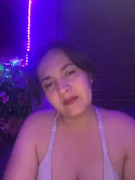 Anyhot latina online show from December 3, 2025, 5:26 am