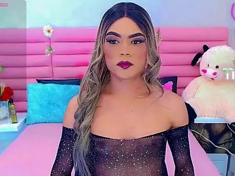 Snapshot of miss_dania75 chatting on November 17, 2025, 10:37 pm miss dania75 online show from November 17, 2025, 10:37 pm