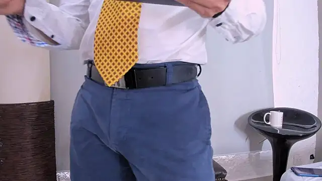  axelking  online show from November 25, 2025, 11:43 am