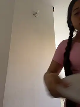 Nhefertary online show from March 4, 2026, 8:48 pm