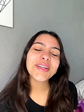 liz maciel online show from October 7, 2025, 12:57 pm