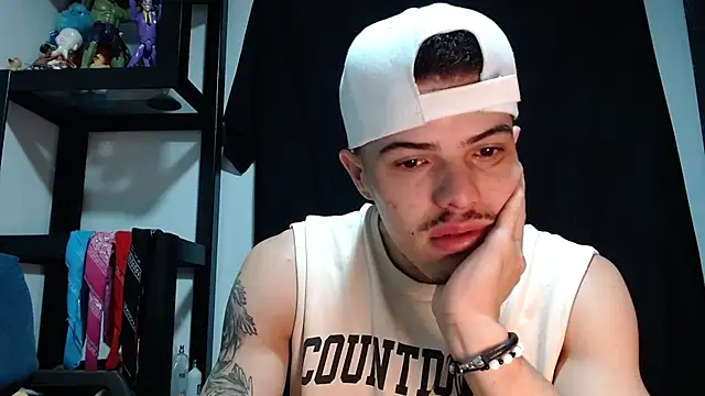 imsammytop online show from November 11, 2025, 10:59 am