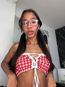 Snapshot of ScarletEvanss_ chatting on June 17, 2026, 10:50 am ScarletEvanss online show from June 17, 2026, 10:50 am