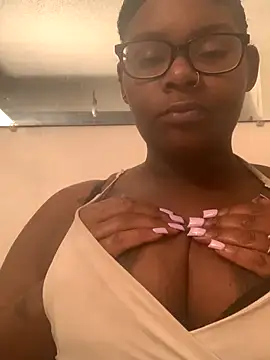 Snapshot of ThickChick94 chatting on October 18, 2025, 6:58 am ThickChick94 online show from October 18, 2025, 6:58 am