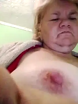 LusiyaGold5 online show from November 30, 2025, 9:52 pm