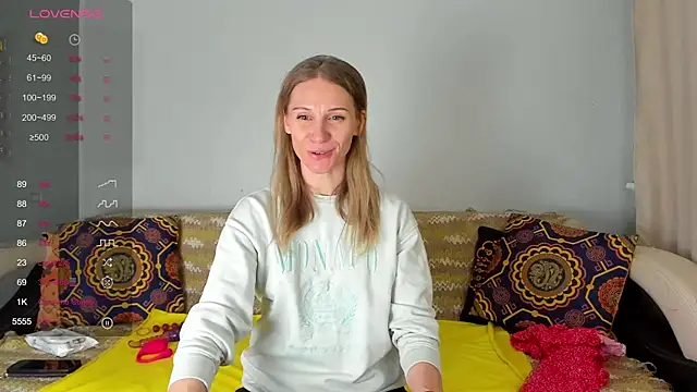 Amalia Mio online show from December 15, 2025, 8:07 am