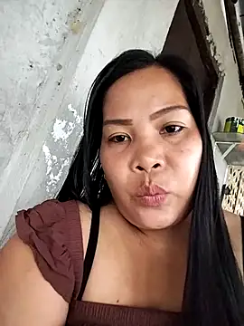 shyhotpinay 32 online show from November 24, 2025, 1:16 am