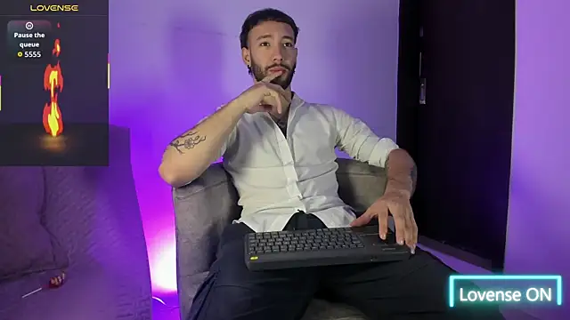 Snapshot of angel_kyrozz chatting on June 20, 2026, 7:16 pm angel kyrozz online show from June 20, 2026, 7:16 pm