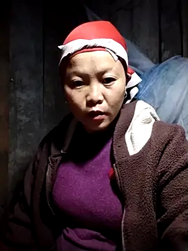 sumaybae online show from November 18, 2025, 5:06 pm