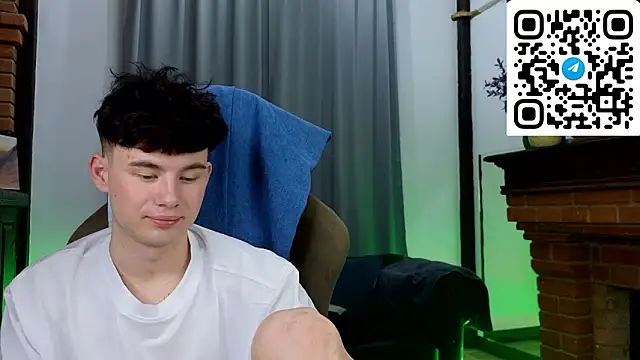 Snapshot of Cute_Mike chatting on February 18, 2026, 12:50 am Cute Mike online show from February 18, 2026, 12:50 am