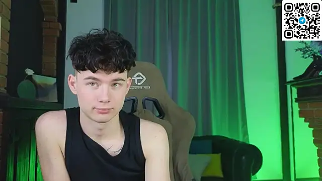 Snapshot of Cute_Mike chatting on February 21, 2026, 2:12 am Cute Mike online show from February 21, 2026, 2:12 am