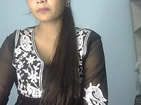 Joya 7 online show from November 19, 2025, 2:55 am