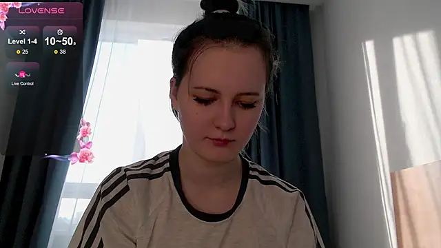 katlynaccerman online show from November 20, 2025, 6:02 am