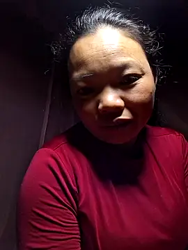 miomio-12 online show from February 18, 2026, 8:38 pm