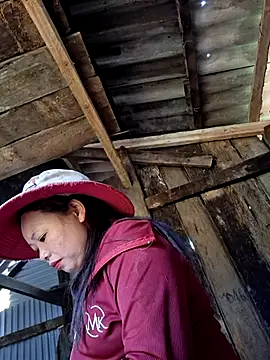 miomio-12 online show from April 3, 2026, 12:52 am