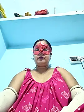 misti02 online show from October 8, 2025, 4:48 pm