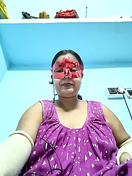misti02 online show from October 12, 2025, 10:42 pm
