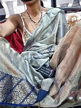 Snapshot of sexy_cpl_mh12 chatting on July 24, 2026, 5:38 am sexy cpl mh12 online show from July 24, 2026, 5:38 am