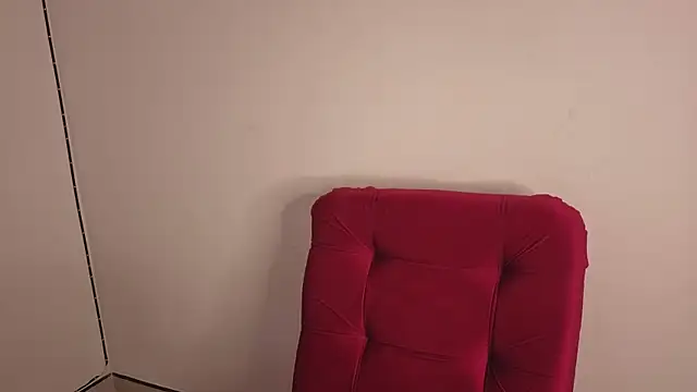 Catherine     online show from November 15, 2025, 2:09 am