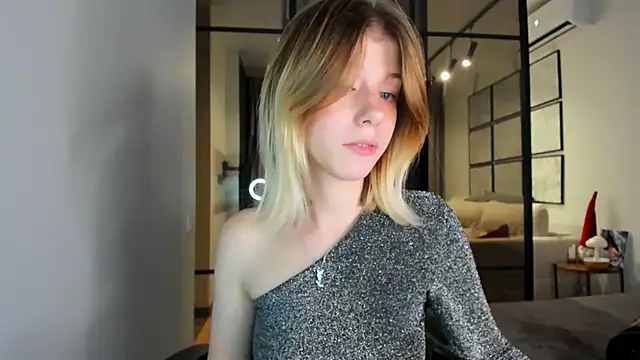 Bellacams online show from October 6, 2025, 6:16 pm
