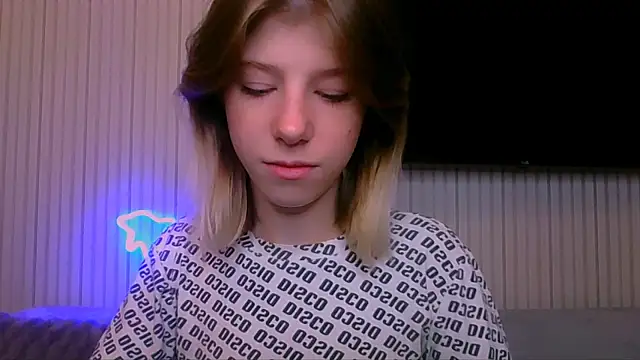 Bellacams online show from October 16, 2025, 6:09 pm